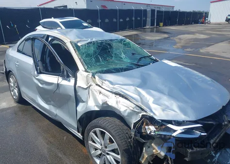 2013 Volkswagen Jetta 2.5L Se from USA, damaged, VIN 3VWDX7AJXDM455340